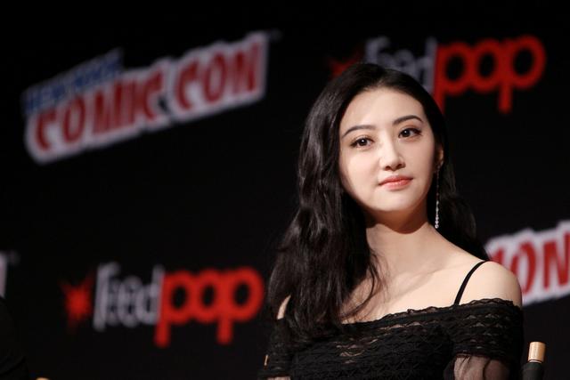 《长城》发预告 张艺谋美国粉丝比呆萌的都疯狂