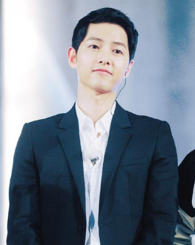 宋仲基被传1亿元签约中国公司 经纪公司否认