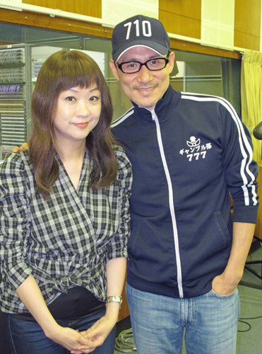  张学友 首揭秘 老婆 洁癖之谜:带私家碗碟保卫生