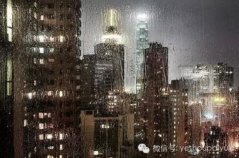 胡歌人生低谷撰写专栏 每个字都充满挣扎和希望