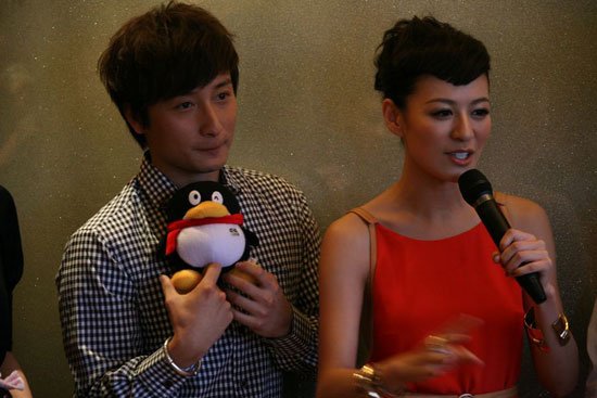 《夏日恋神马》主创做客 方力申自爆对美女无