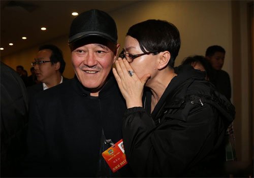 宋丹丹经纪人回应受邀冯氏春晚：还在考虑中