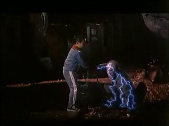 《霹雳贝贝》:电流穿过身体,老爷爷复明了