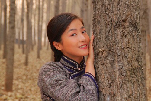 战争偶像剧《战神》热拍 贡米自称“女汉子”