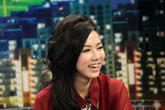 邓紫棋携新专辑做客 大聊感情希望另一半有担