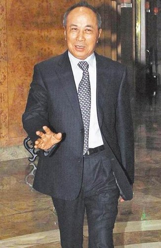 台湾影视大亨杨登魁病逝 曾提拔李连杰等艺人
