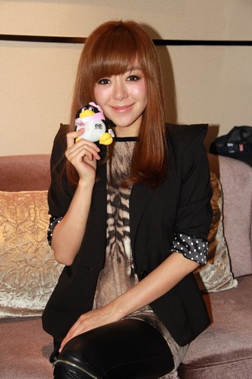 专访安又琪:投身电影<em>处女</em>秀 不介意扮<em>丑女</em>_娱