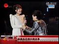 视频：林俊杰当众向金莎求婚 正牌嫩模女友曝光