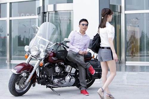 《当婆婆遇上妈》首轮上星 刘岳为富二代正名