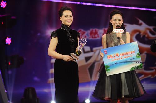 十八般武艺齐上阵 张楚楚《我不是明星》夺冠