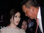 Fan Bingbing gaišreģis apģērbs parādīt krūtis, bija boss peeping Breast