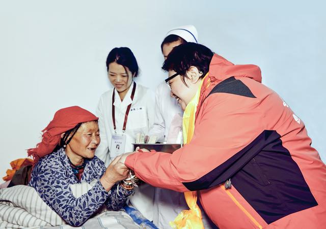 十年坚持--韩红重阳尊老敬老公益活动发起众筹