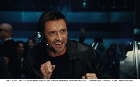 《铁甲钢拳》发终极预告片 埃米纳姆金曲助阵