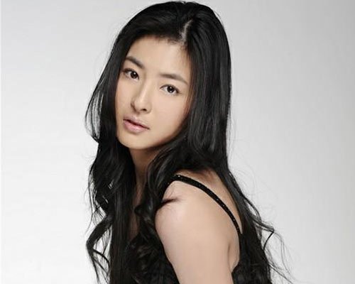 杨紫彤《辣妈俏爸》与胡杏儿争夫 最终为爱放手