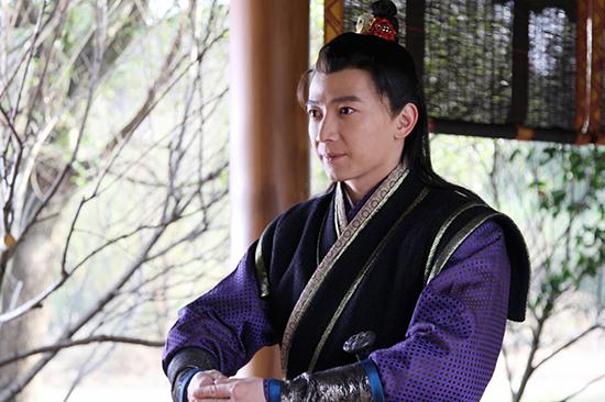 迟嘉《芈月传》完美谢幕 三观正获称最拼命皇子