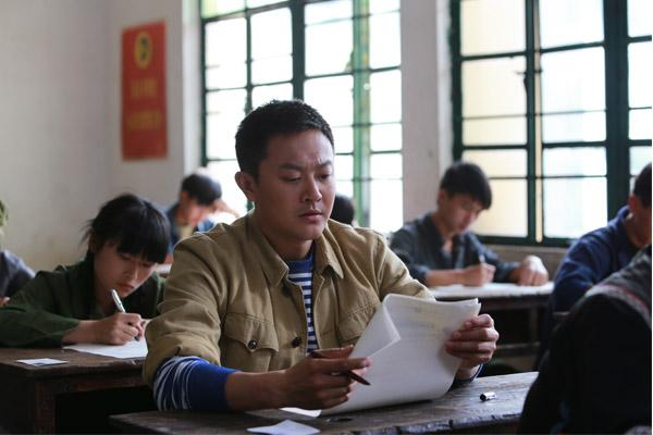 《邓小平》卫视跟播 印小天真情流露获偏爱