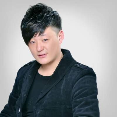 刘大瑞倾情演绎《无法挽留》 将悲情注入音乐