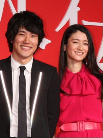 女星小雪宣布怀孕五个月称丈夫松山健一兴奋 娱乐 腾讯网