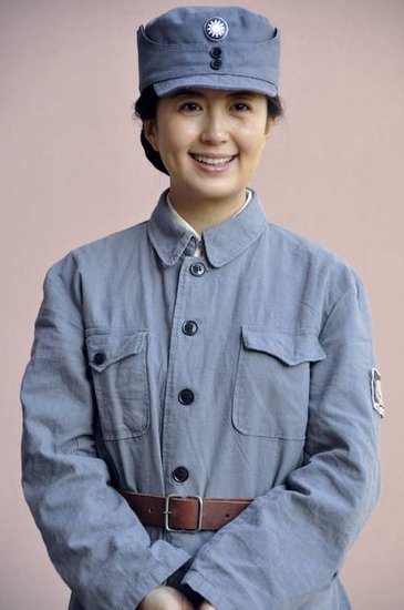 《小鬼子走着瞧》热拍 主人公痞气惹人爱