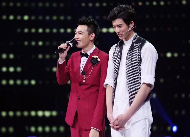 《超级先生》淘汰赛将上演 谢娜队陈希郡有望夺冠