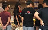 孙怡挺孕肚买奶茶 小腹隆起明显