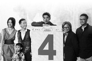 汤唯、甄子丹、金城武、陈可辛和姜武(微博)出席《武侠》发布会，该片7月4日上映。