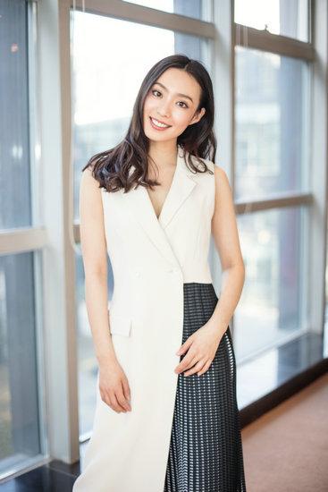 动作喜剧《丑娘娘》开机 郝文婷脱颖而出挑大梁