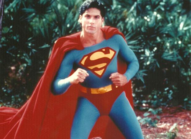 《少年超人》(superboy),1988年   讲述超人大学时代的《少年超人》