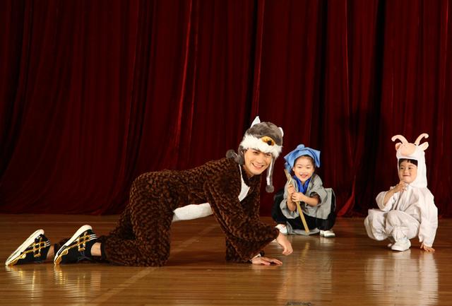 严屹宽《好生活》穿越魔都 遭羊仔狂虐猛吸睛