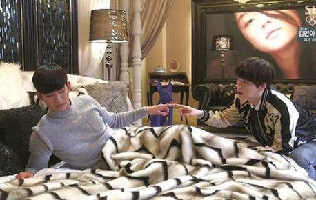 千颂伊弟上节目赞姐姐 曝金秀贤私下活泼