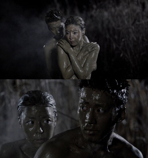 电影《丰山犬》曝尹继尚金圭丽全裸抹泥出境_娱乐_腾讯网