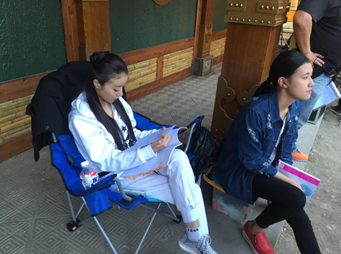 中环影业《大仙衙门》热拍 王传君叶梓棠主演_娱乐_腾讯网