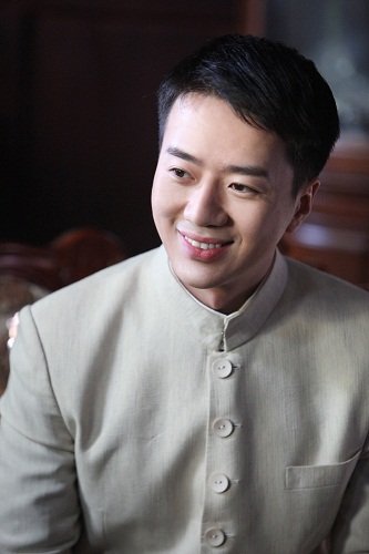 王浩钧首尝民国造型 《传奇之王》诠释矛盾人物