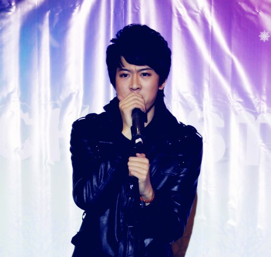 孙浩博《男人下下签》 词曲演绎宛若天成