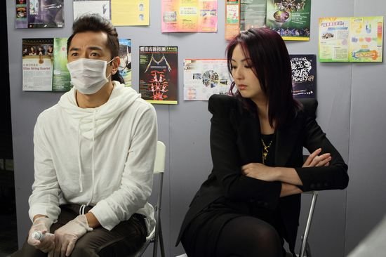 《夏日恋神马》杨千嬅扇李璨琛 郑伊健蒙面出演