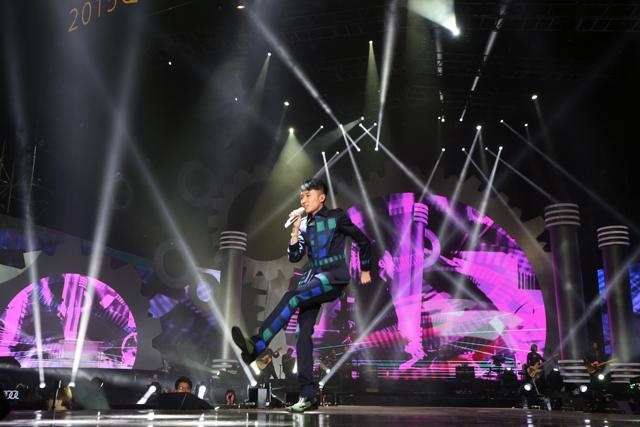 音乐唤发新声 2015QQ音乐年度盛典领航数字时代