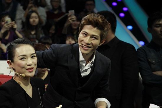 《超级战队》陈学冬化身男神 与章子怡倾情互