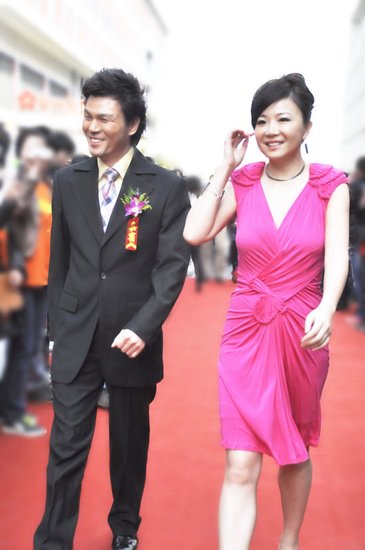 主持人李彬热心公益事业 出席公益中国颁奖大典