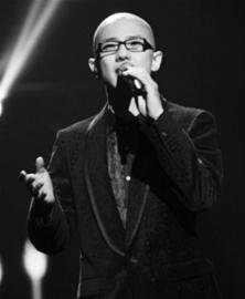 好声音内战平安险胜 张赫宣有惊无险进十强