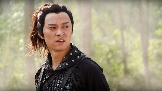 王伊《聊斋新编》古装秀 尽显脸部人鱼线_娱乐