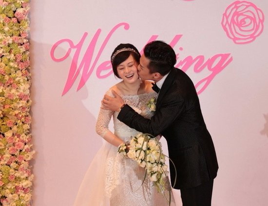 孙俪<em>邓超</em>结婚后有变化 传和妻管严有关_娱乐_