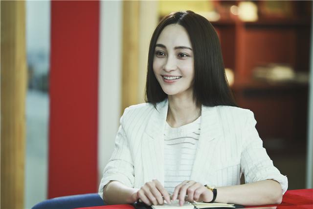 姚笛开启屏霸模式 影视剧综艺节目齐登场(图)