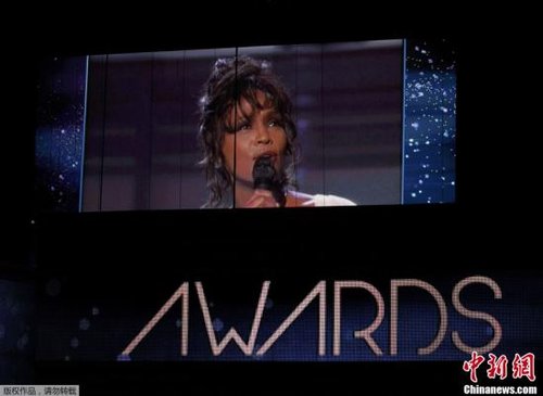 惠特尼·休斯顿葬礼举行 全美诀别一代天后(图)