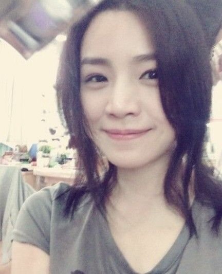 陈妍希不停晒美照反击质疑：没办法迎合所有人