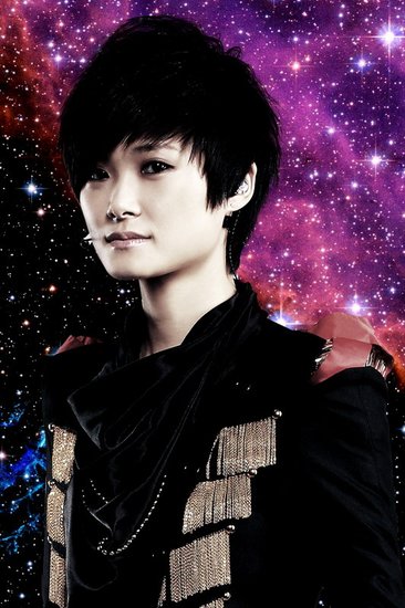 张靓颖两期亮相《舞林》 李宇春回归周笔畅加