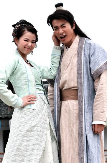 《辣妈俏爸》引爆暑期档 马天宇于波情陷胡杏儿