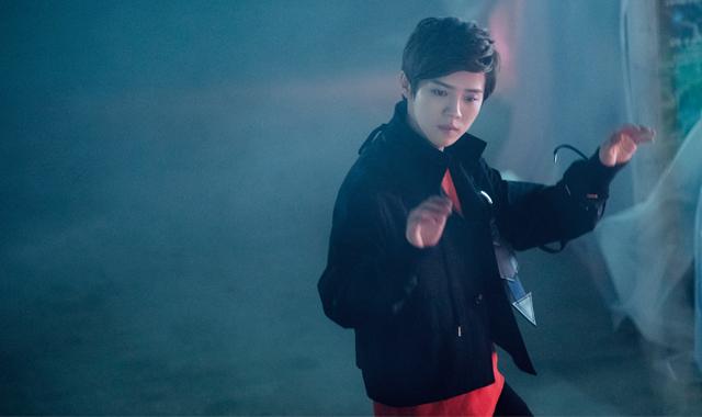 鹿晗演唱会倒计时17天 《封印》舞蹈版MV曝光