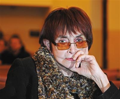 捷克女导演维拉·希蒂洛娃去世 代表作《雏菊》