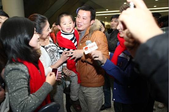 上海欢迎你融化蝗虫歌 凸显国际化大上海