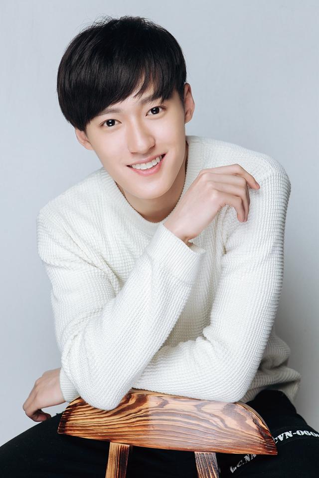 《龟蜜日记》热拍 优质小生张何昊臻挑梁男一